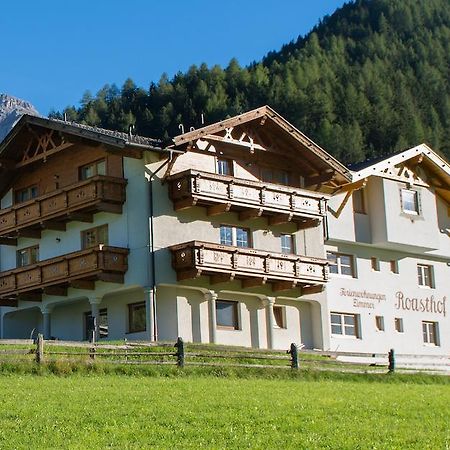 Pension Roasthof Neustift im Stubaital Exterior foto