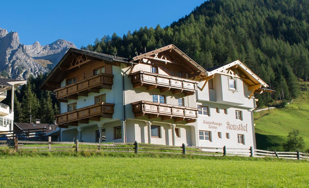 Pension Roasthof Neustift im Stubaital Exterior foto