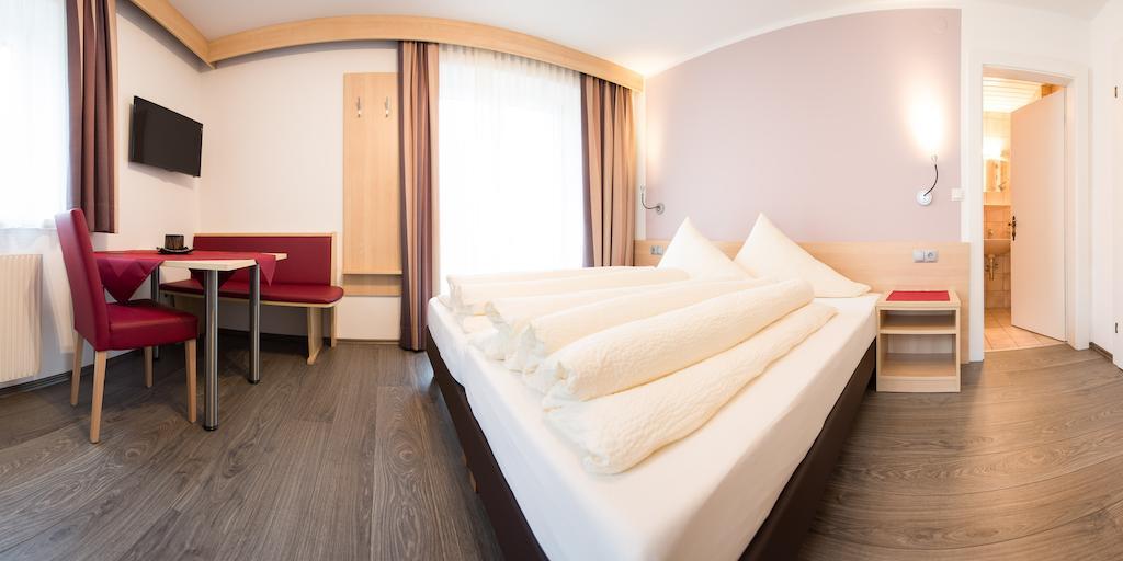 Pension Roasthof Neustift im Stubaital Cameră foto