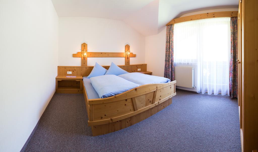 Pension Roasthof Neustift im Stubaital Cameră foto